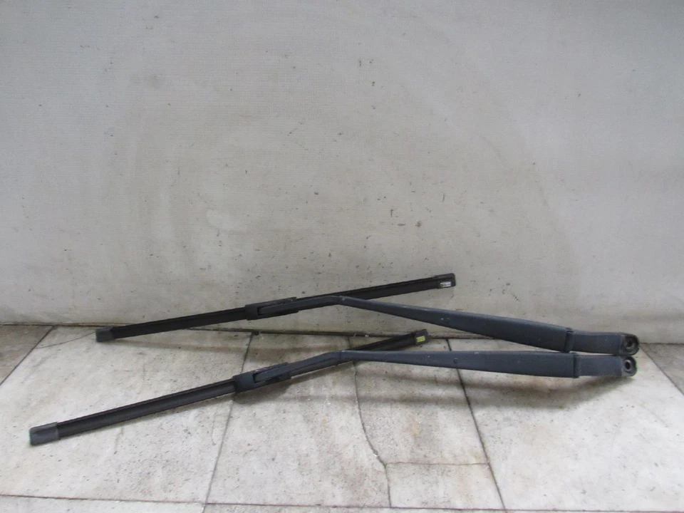 12 13 14 15 16 17 18 19 20 21 NISSAN NV 1500 brazo limpiaparabrisas brazo limpiaparabrisas par solamente Foto 2 de 2