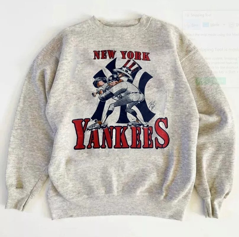 NY Yankees Graphic Player Illustration Unisex Sweatshirt for Men and Women