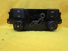 2012 - 2014 Hyundai Sonata A/C Temperature Climate Control Switch PN 97250-3Q001