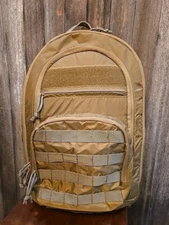 3-Day Elite Backpack - Sandpiper of California- Very Clean but Missing Pieces