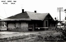 POSTCARD RPPC MK & T DEPOT ALTUS OKLAHOMA - OLD IMAGE NEW CARD