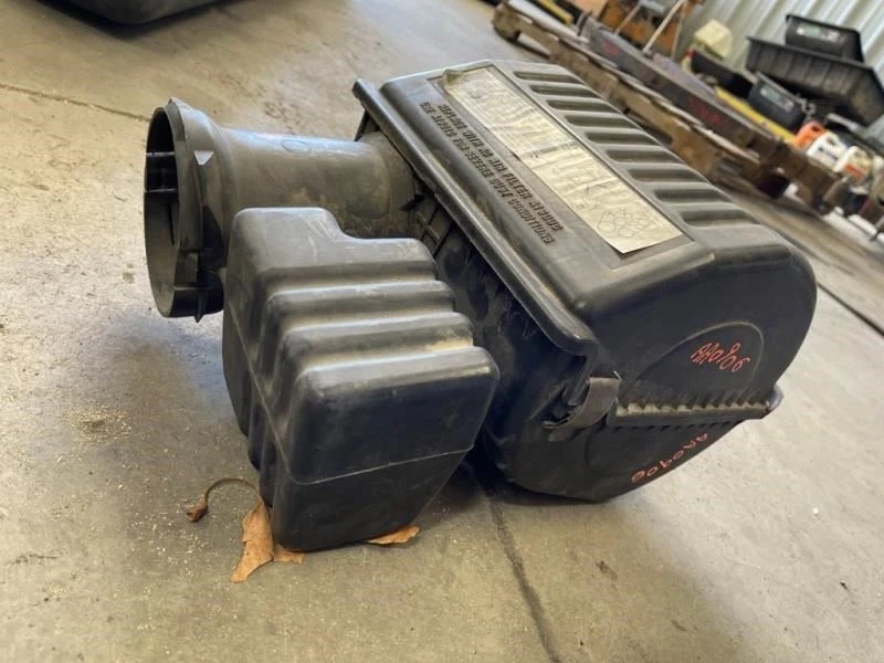 96-00 Chevrolet C3500 5.7L 4x2 USADO admisión filtro de aire carcasa caja OEM FÁBRICA Foto 4 de 4