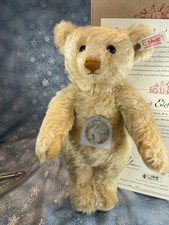 Steiff Bear Stencil Bear Elephant Button Limited Edition, 2004