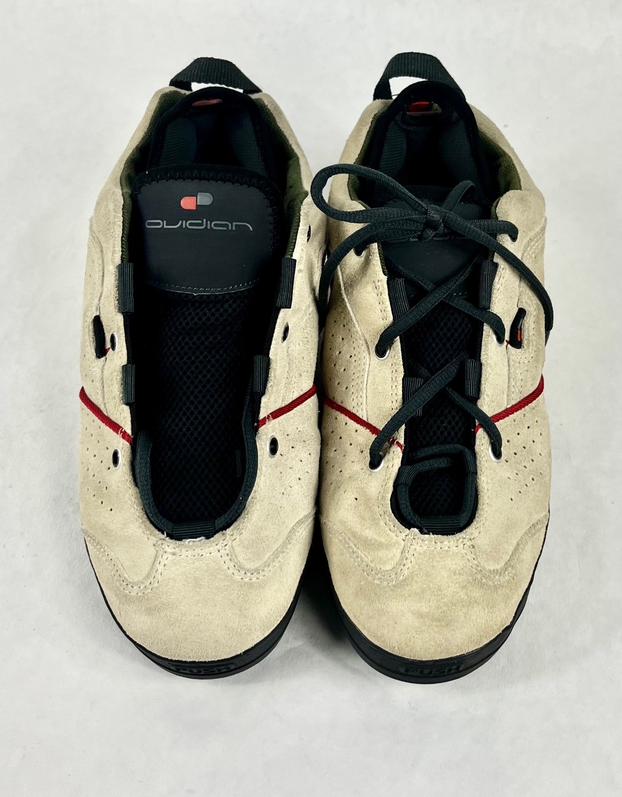 Nike Ovidian Reversible Shoe – 2000 – Men’s US 6.5 Black / Red / Cream colorway