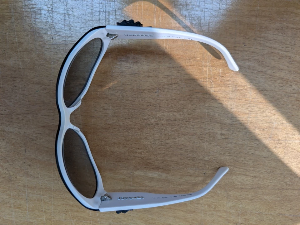 ВИНТАЖНЫЙ GIANNI VERSACE MOD 4148B черный и белый ОПРАВА 2000S Италия солнцезащитные очки чехол - Изображение 2 из 4