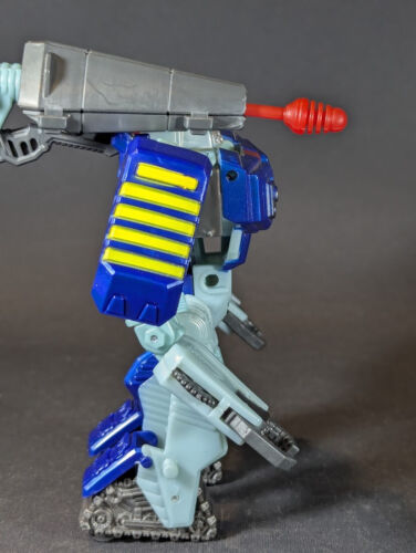 Transformers Generations Thrilling 30 Tankor complete Hasbro IDW Beast Machines - Picture 4 of 4