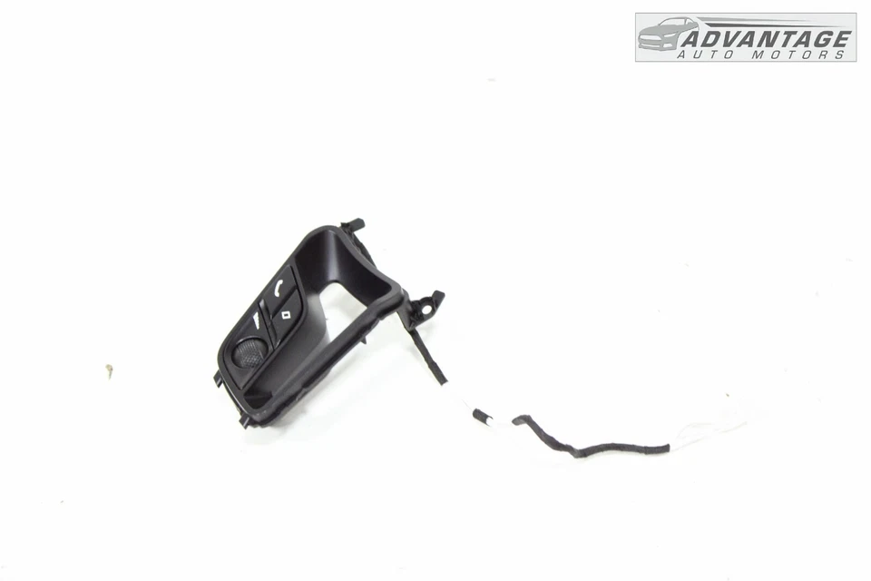 2015-2024 PORSCHE MACAN STEERING WHEEL LEFT SIDE RADIO TELEPHONE SWITCH OEM - Image 2 of 4