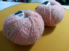 LOT/2 BALLS SENSATIONS BELLEZA COLLECTION CANDITI YARN-PEACH-50gr-87.4yds