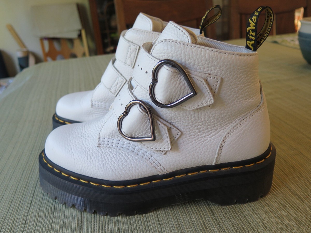 White DR MARTENS Devon Heart Leather Ankle Boots Shoes US8 EUC
