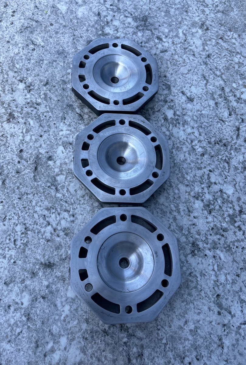 ARCTIC CAT ZRT 800 ZRT800 1995-2001 OEM CYLINDER HEADS USED ARCTIC CAT ZRT 800 ZRT800 1995-2001 OEM CYLINDER HEADS USED