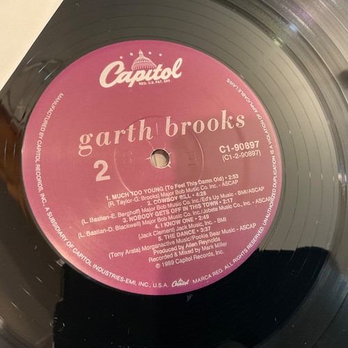 GARTH BROOKS- S/T 1989 CAPITOL C1-90987 MINT/MINT in shrink - Picture 3 of 3