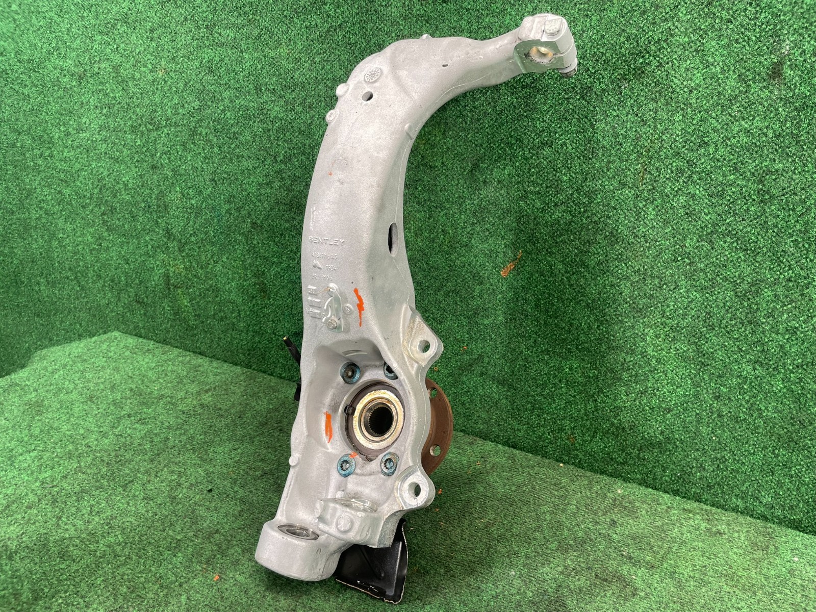 🛑 2006-2012 Bentley Continental GT GTS Front Right Side Spindle Knuckle Hub OEM