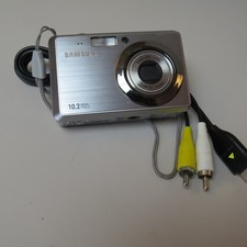  Used Samsung SL202 10.2MP Digital Camera - Silver No charger untested