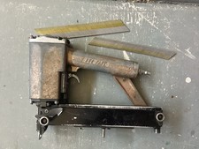 Duo-Fast Pneumatic Stapler Gold/Black Industrial Tool