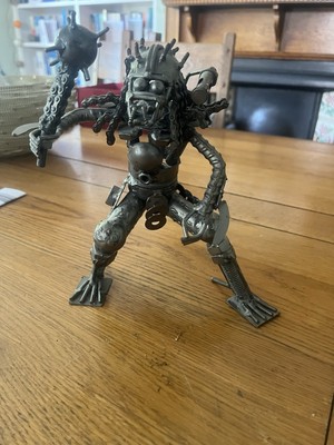 Alien Metall Skulptur Figur, Unikat und Unikat, 7 cm groß RAR