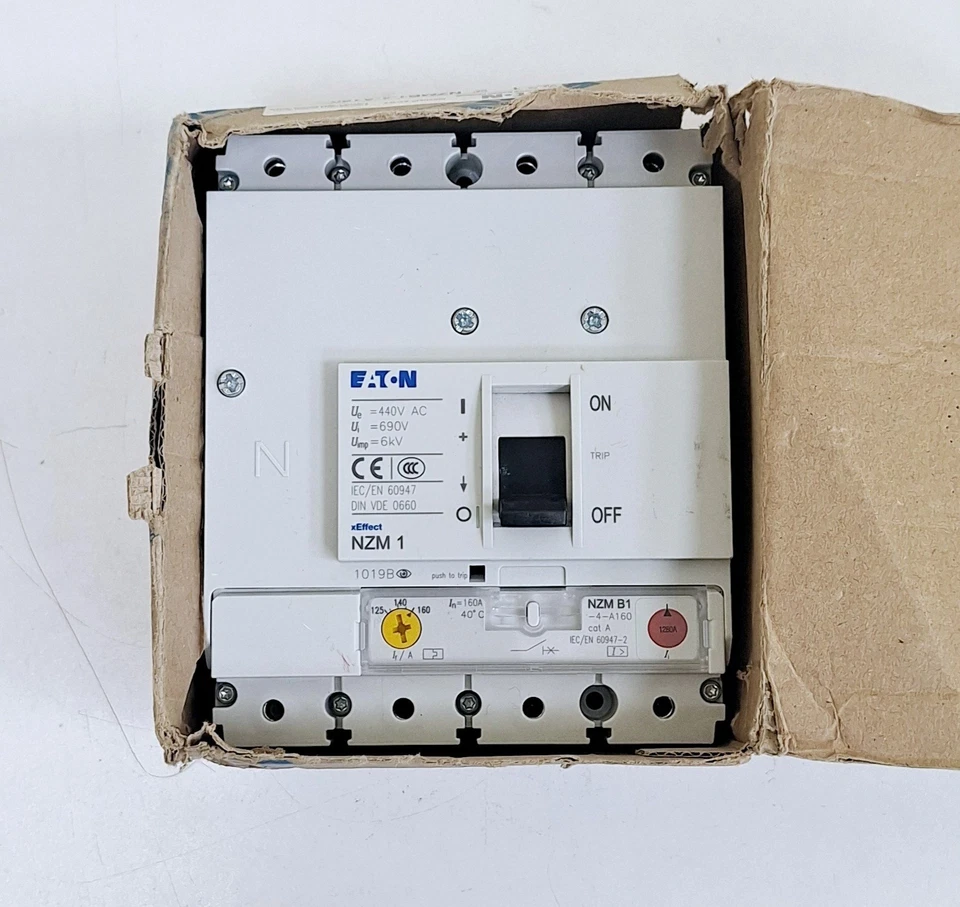 Eaton NZMB1-4-A160 Circuit Breaker Moeller Series 160A 4P - Image 3 of 4