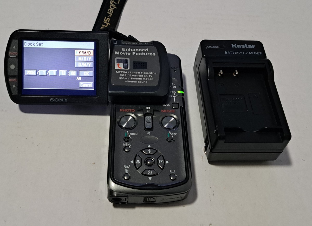 【B2000】 SONY Cyber-Shot DSC-M1 ソニー Sony Cyber-shot DSC-M1 5.1MP Digital Camera - Black for sale