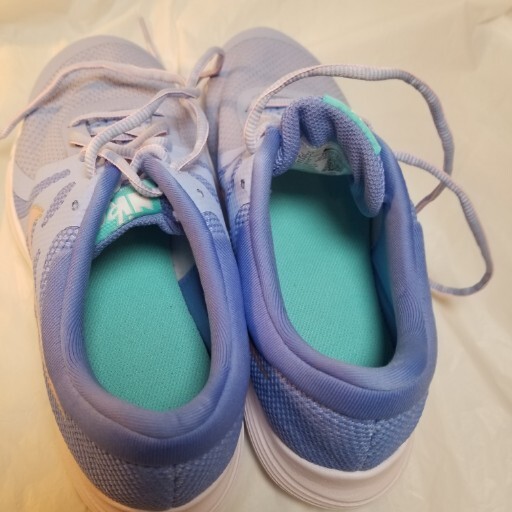 Jv2 Womens Size 7y Nike Shoes Excellent condition | eBay