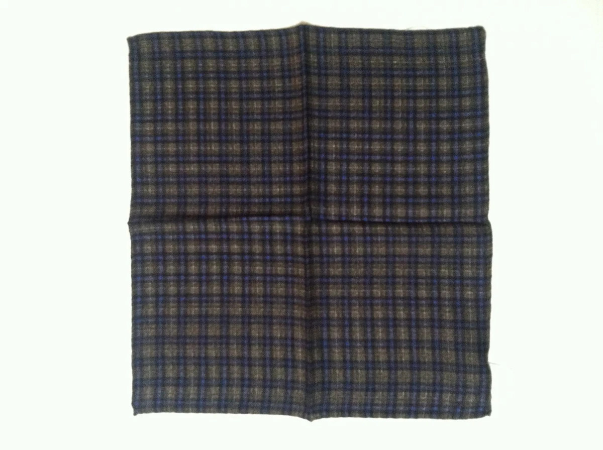 SAKS FIFTH AVENUE MENS NEW BROWN 100%WOOL POCKET SQUARE SIZE: 13X14 | eBay