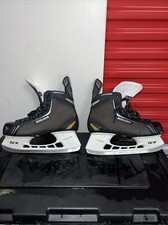 BAUER SUPREME ONE.4 ICE HOCKEY SKATES SIZE 4 R PERFECT CONDITION, POSSIBLY NEW