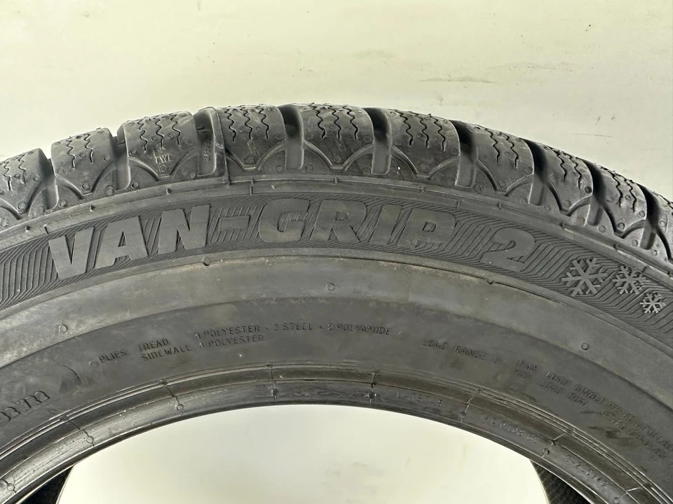 16 Zoll Semperit Winterreifen 2 Stück 205/65 R16c - Bild 4 von 4