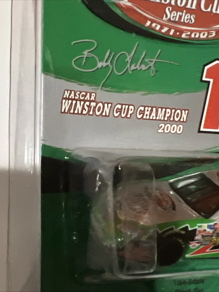 Coche de acción Bobby Labonte 2003 1:64 Victory Lap #18 baterías interestatales NASCAR Foto 2 de 4