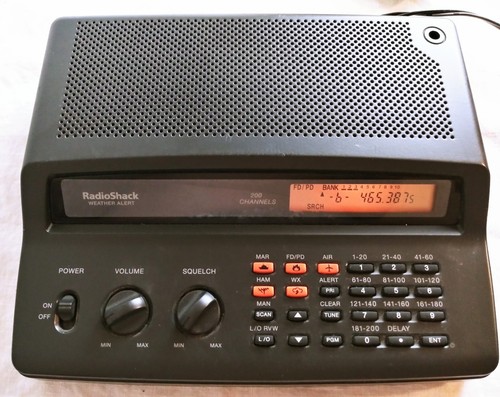 Radio Shack Pro-2018 Scanning Receiver/200 Channels/NOAA/Tested/No Antenna