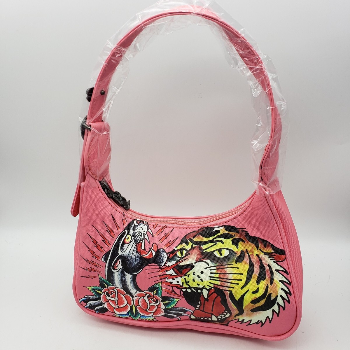 ed hardy ボストンバッグ Ed Hardy（ボストンバッグ）のフリマアイテム一覧