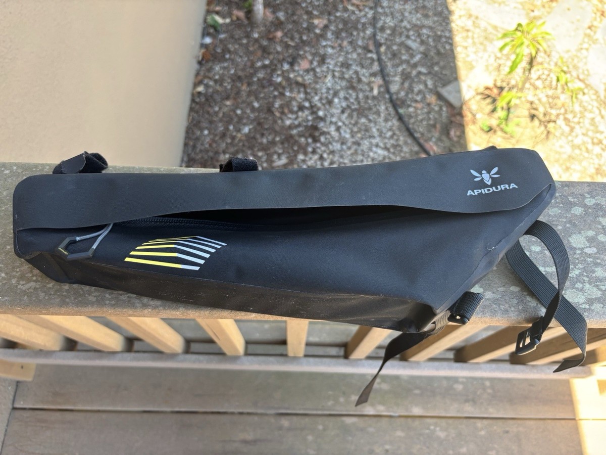 APIDURA RACING FRAME PACK 4L フレームバッグ Apidura Racing Frame Pack (4L) | Copenhagen Cycling Club