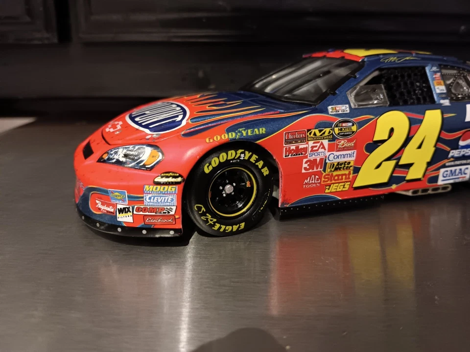 1/24 Action 2007 Jeff Gordon Dupont Talladega Win Raced Version Drivers Select - Image 3 of 4