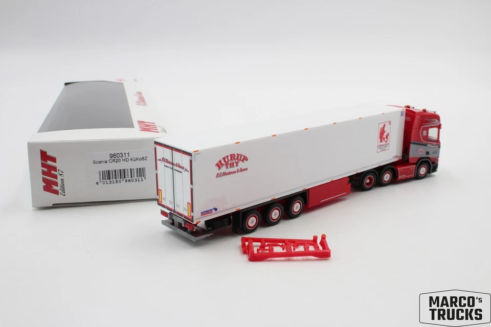 Herpa MHT Scania CR20 refrigerated semitrailer truck "N.C. Christensen" 960311 1 - Image 2 of 2
