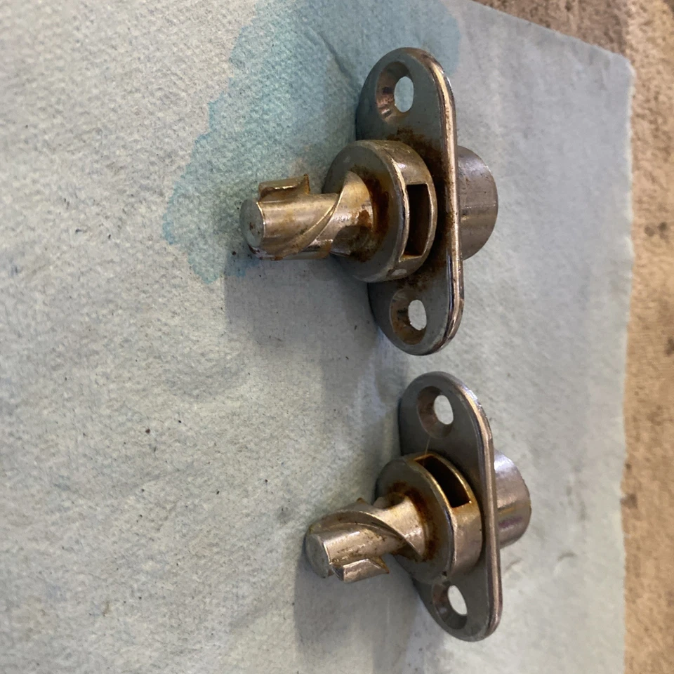 Mercedes Benz 450SL 380SL 560SL R107 Hardtop Soft Top Lock Front Latch LH & RH - Image 4 of 4