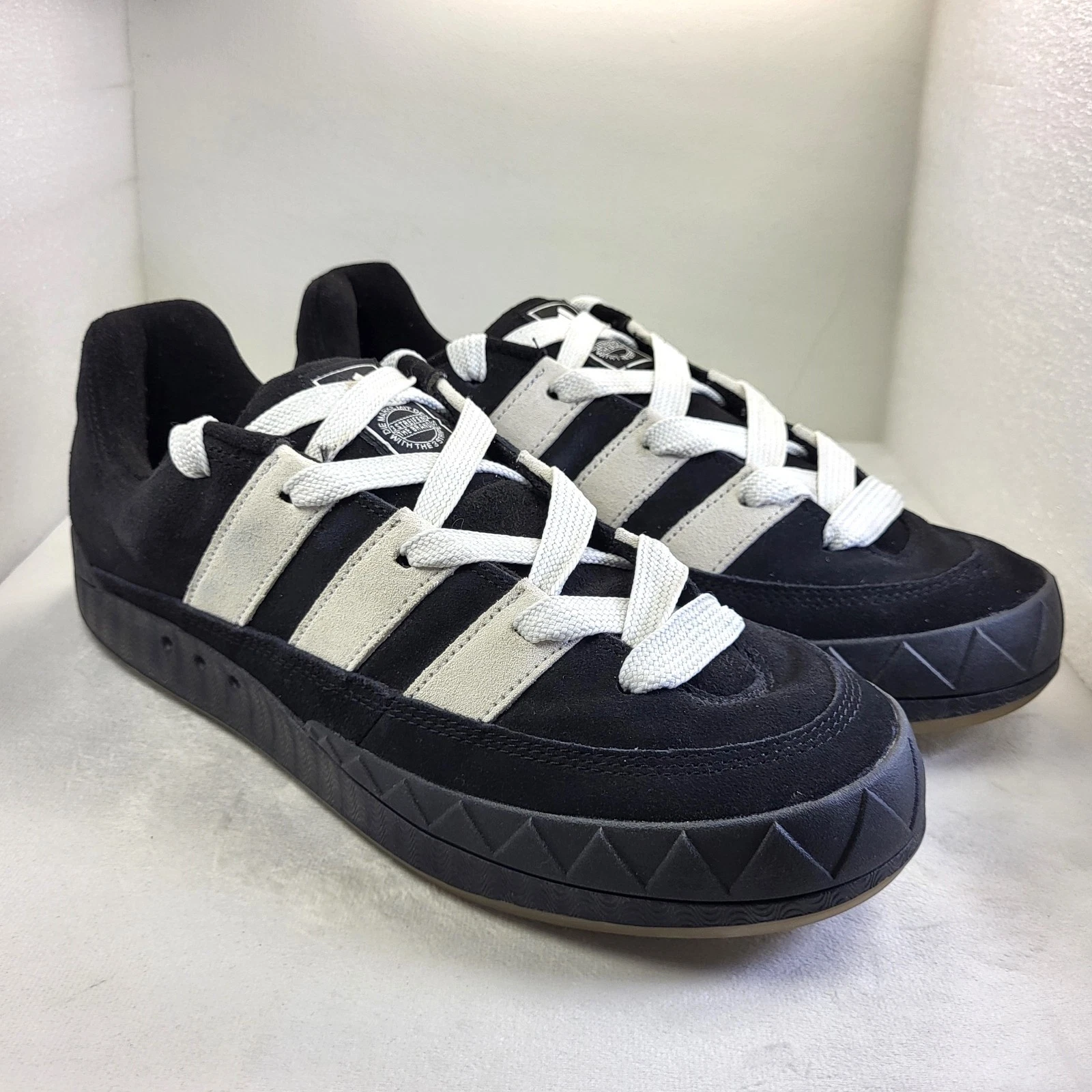 ADIDAS Adimatic Scarpe da Ginnastica Uomo Scamosciate Nero Grigio UK11.5 (X258)