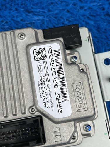 2018 Ford Escape- SYNC3 Information Display Screen Module JJ5T-14G370-ACC - Picture 3 of 3