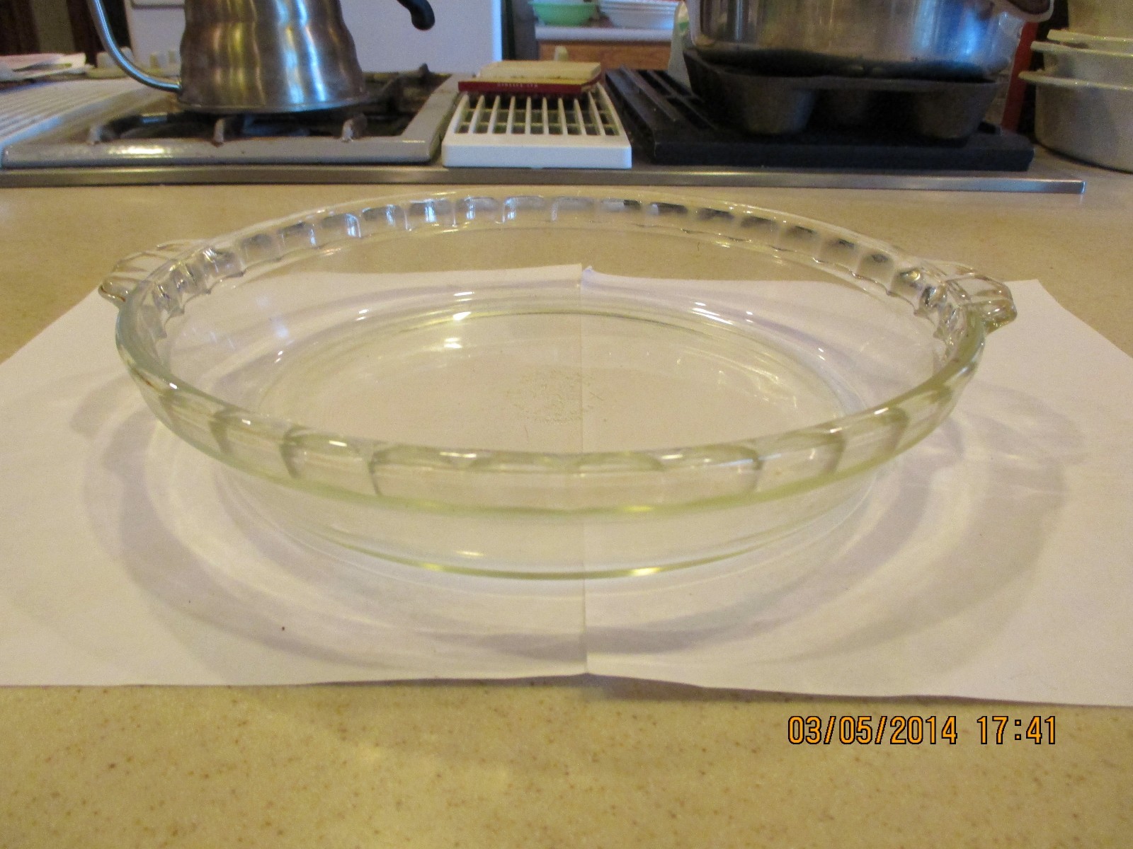 Vintage PYREX 229 Clear crimp edge Glass Deep dish Pie Pan / Plate