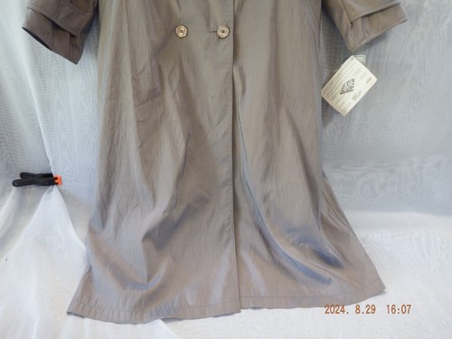 Forecaster of Boston, Inc. Women's Gray Belted Rain Coat-NWT- Size 13/14-B261 - Picture 2 of 14