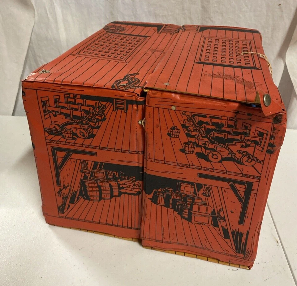 1973 MATCHBOX "Fighting Furies Pirate Ship" & Accessories LESNEY not MEGO 1974 Foto 4 de 4