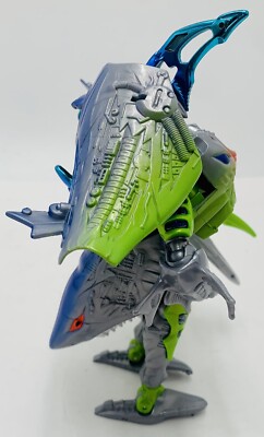 TRANSFORMERS Beast Wars Transmetals 2 Mega Class Cybershark figure