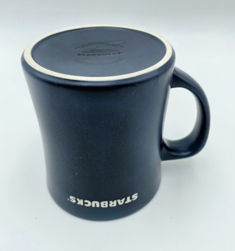 Vintage 2011 Starbucks French Roast geprägte Schrift marineblau Kaffeetasse Becher Bone China - Bild 7 von 12