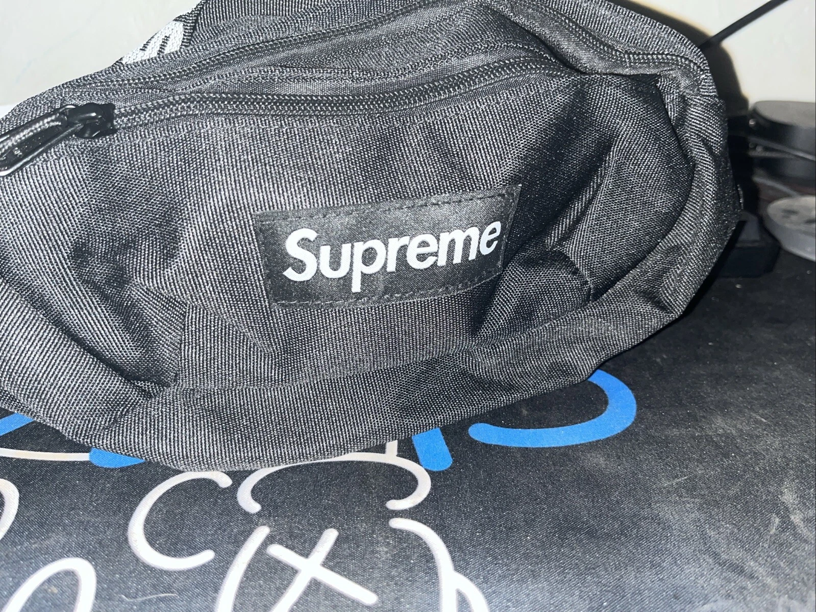 Sac bandoulière noir Supreme noir taille (SS 18)