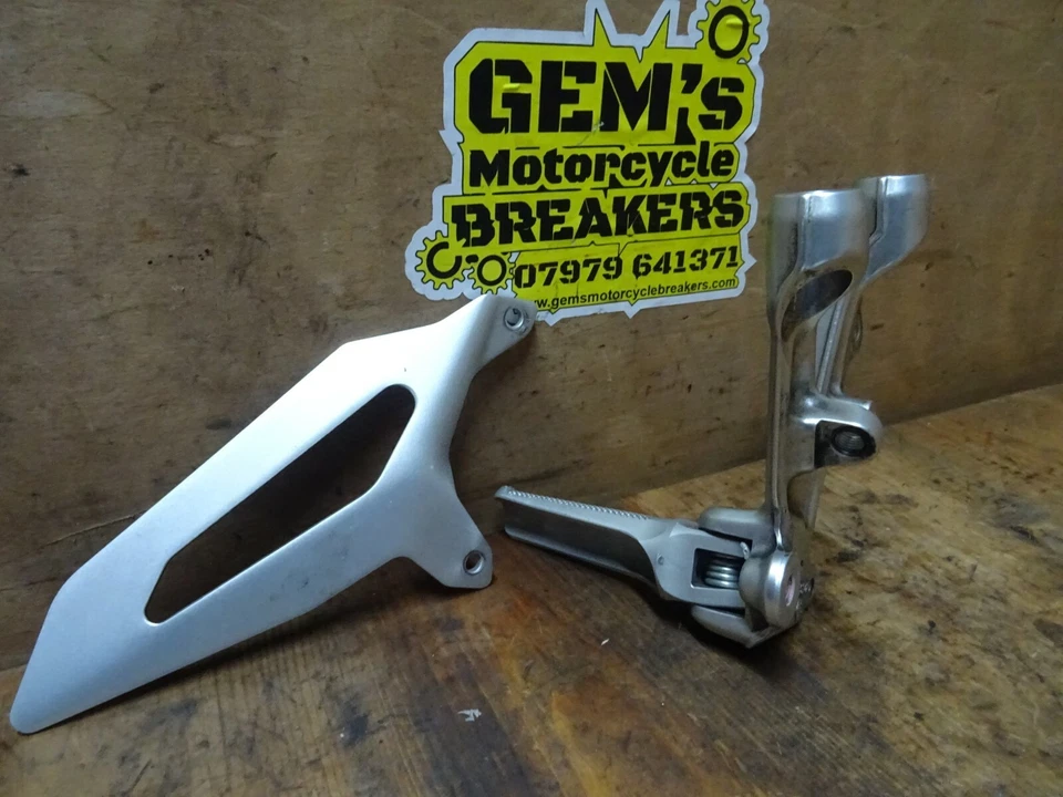 2017 Ducati 1299 Panigale Right Footpeg and Hanger - Image 2 of 2