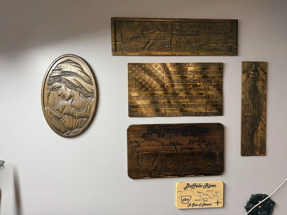 Bandera americana con promesa de lealtad 19,5" x 11" (talla en madera) Foto 3 de 3