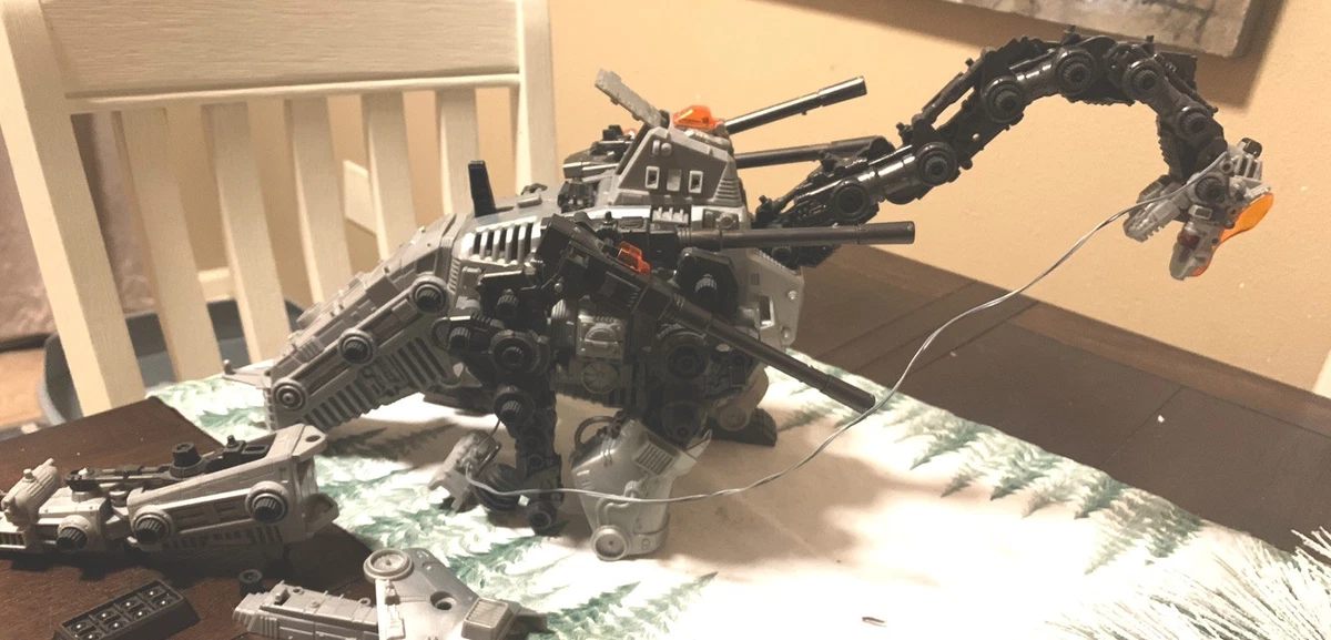 Zoids Zoidzilla Tomy 1983 vintage kenner hasbro très rare presque