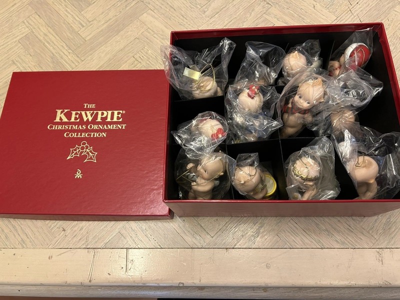 The Danbury Mint Kewpie Doll 12 Pc Christmas Ornament Collection in Box 