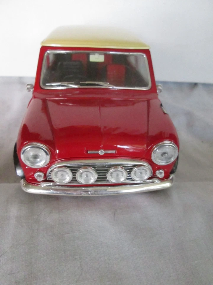MINI COOPER S 1964 RALLYE MONTE CARLO N144 SOLIDO 1/16 - Image 2 of 4