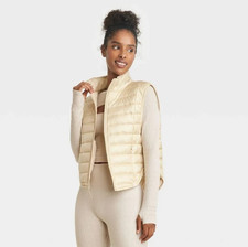 JoyLab Women's Quilted Puffer Vest Ivory Size XS