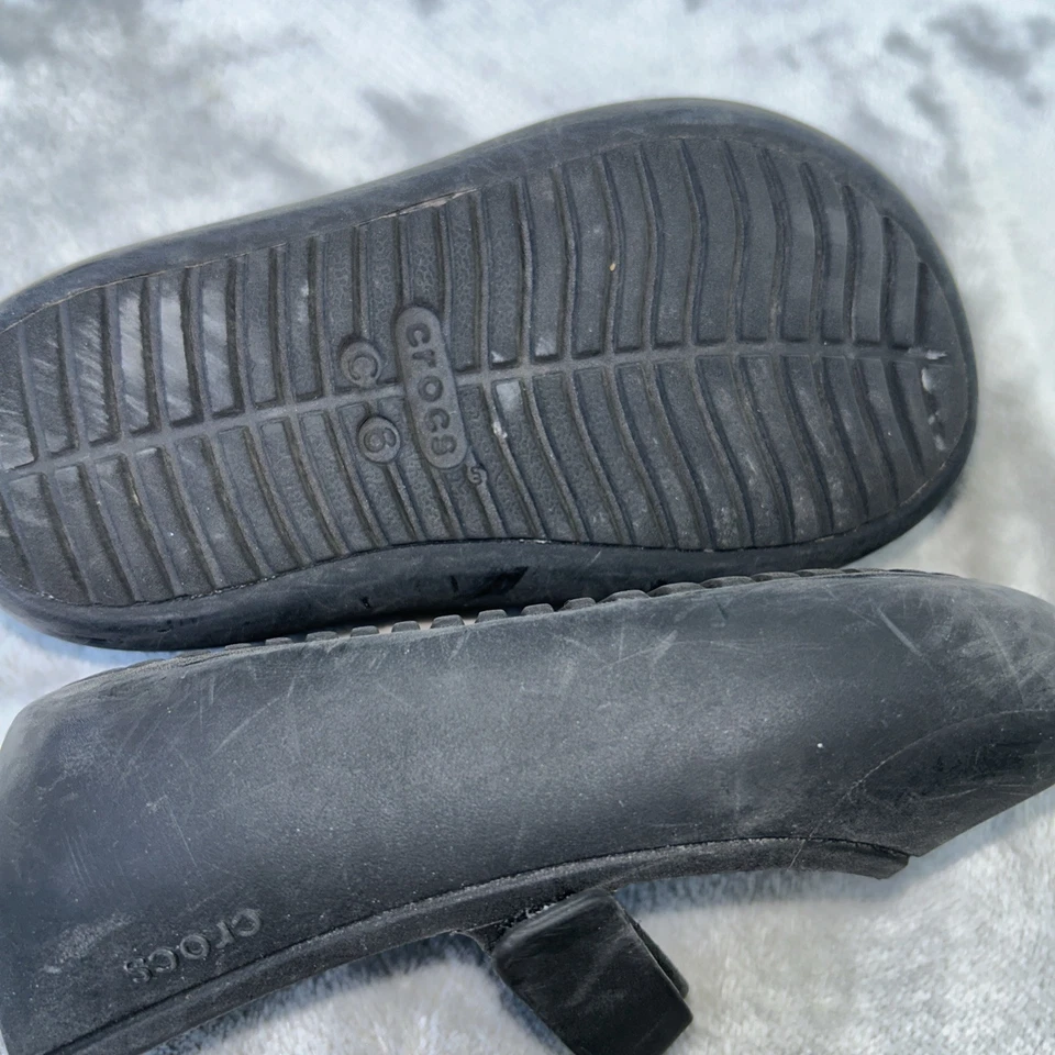 Обувь CROCS Little Kids Maryjane без шнуровки легкая для ребенка ясельного возраста размер C 6 черная - Изображение 4 из 4