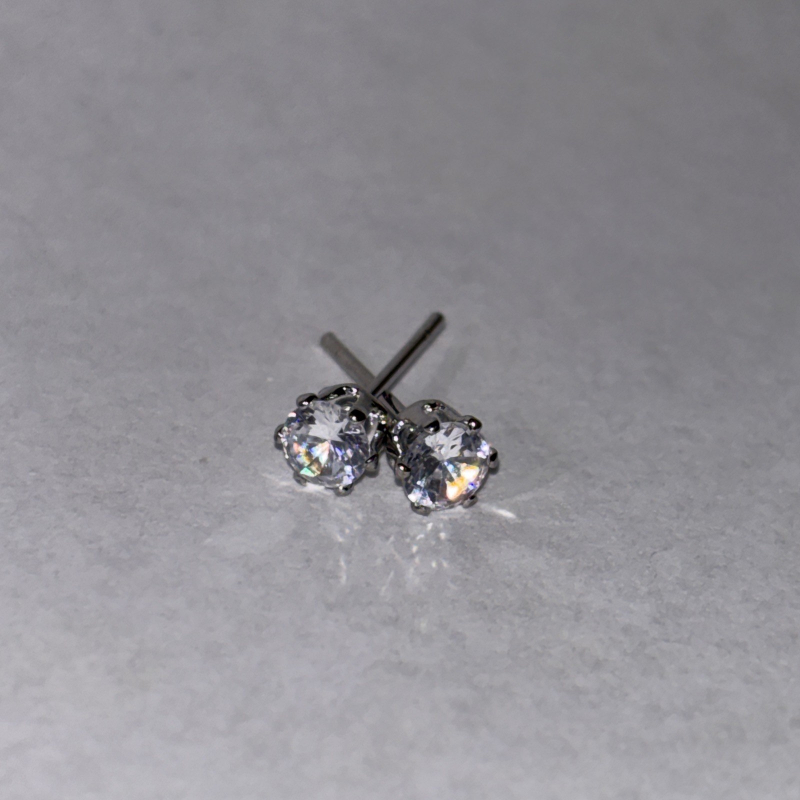 Clear Round Cubic Zirconia Stud Earrings Silver Tone Prong Set Screw Back