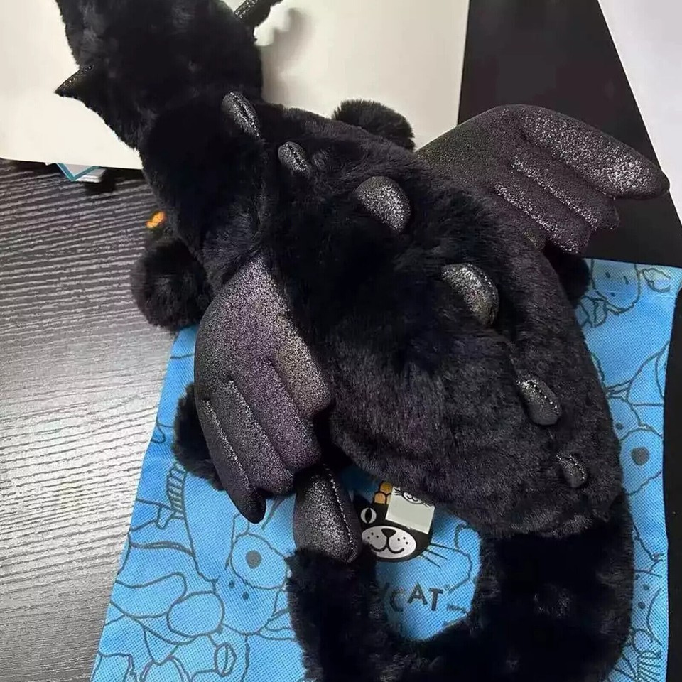 Jellycat ONYX Drache Jellycat ONYX Schwarzer Drache Plüschtier