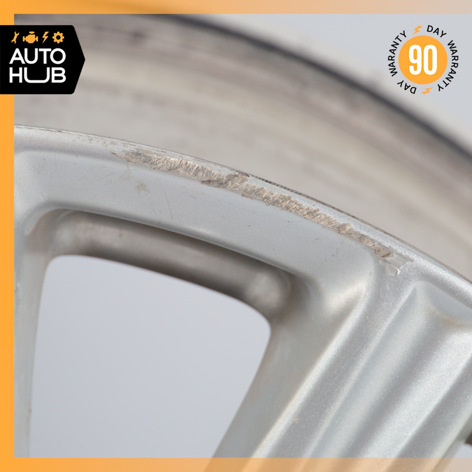 Maserati Quattroporte M139 8.5 x 18 18" Front Wheel Rim Silver 192263 OEM